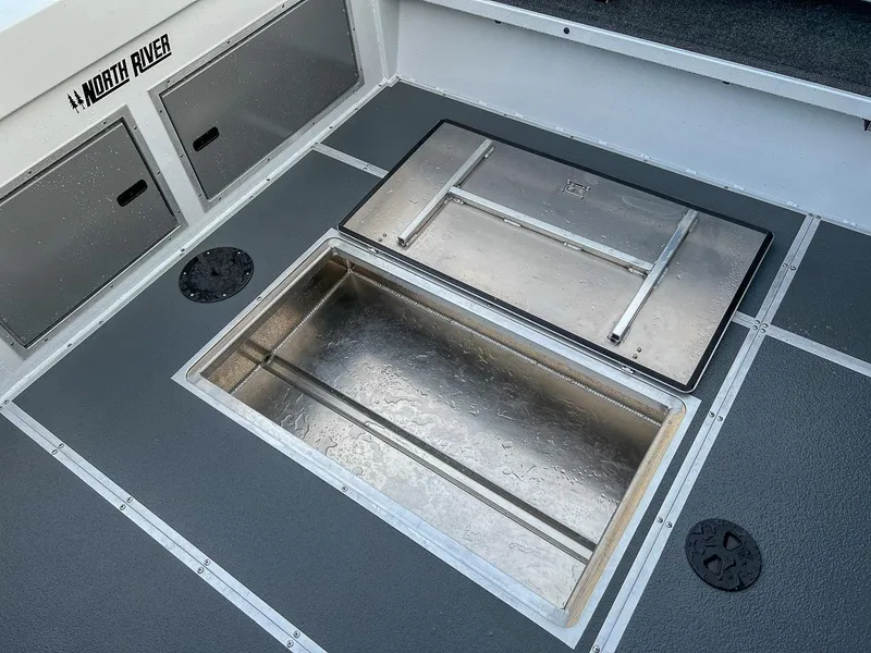 Slide: The Image of North River 23 SeaHawk 2026 - 17