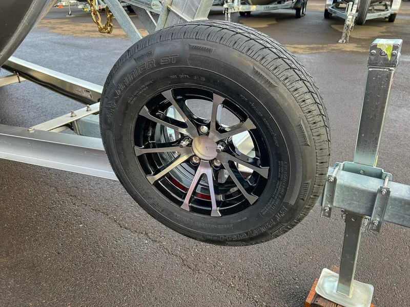 Slide: The Image of North River 23 SeaHawk 2026 - 22