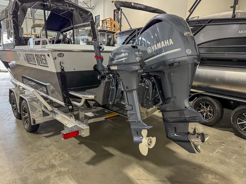 Slide: The Image of North River 23 SeaHawk 2026 - 25