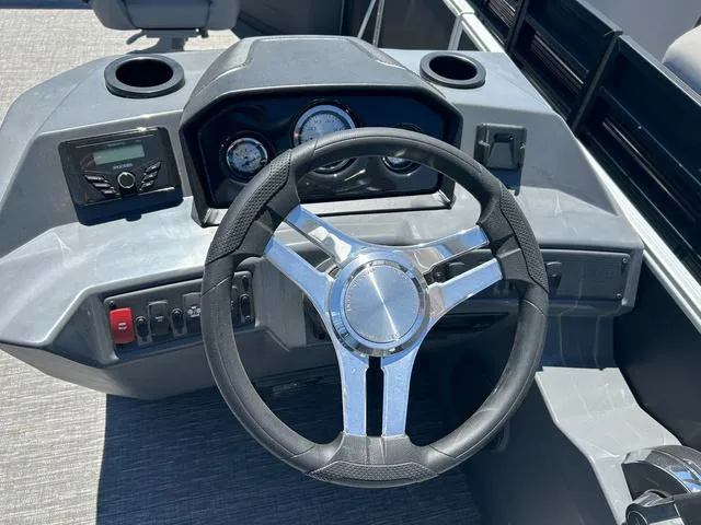 Slide: The Image of Bennington S Fishing 20 SF Pontoon 2024 - 19