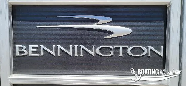 Slide: The Image of Bennington L25 Stern Radius 2021 - 22