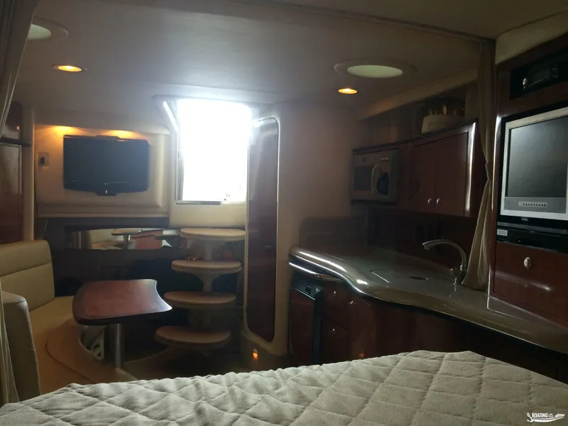 Slide: The Image of Sea Ray 320 Sundancer 2007 - 33