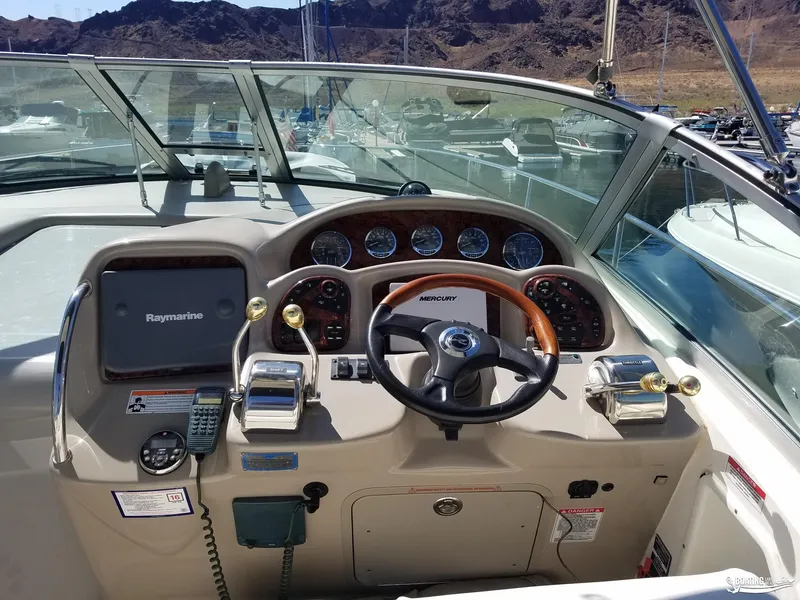 Slide: The Image of Sea Ray 320 Sundancer 2007 - 19