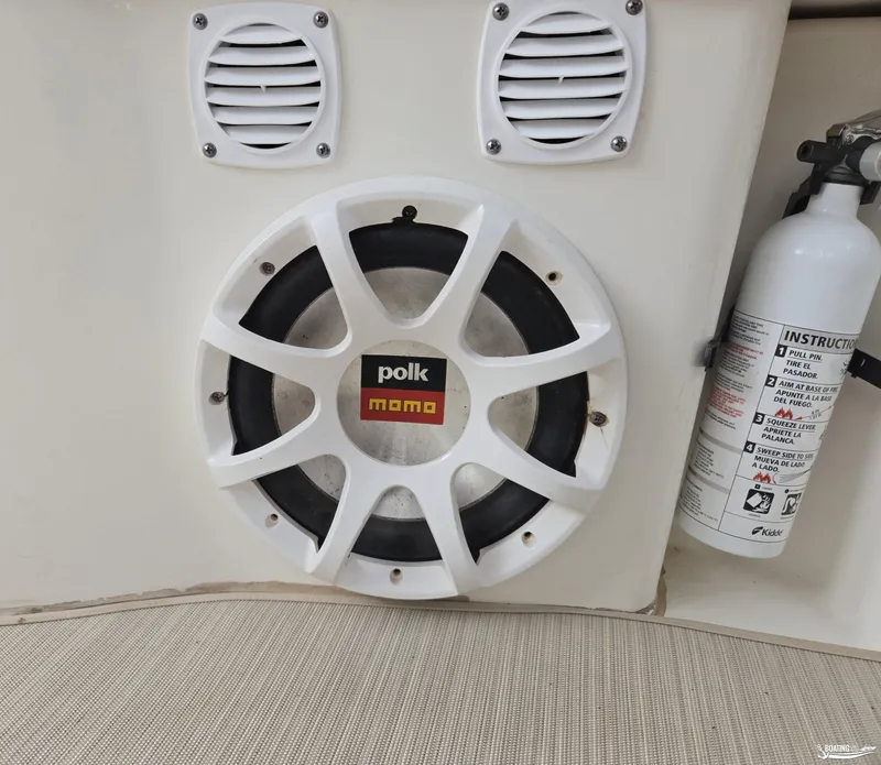 Slide: The Image of Sea Ray 320 Sundancer 2007 - 28