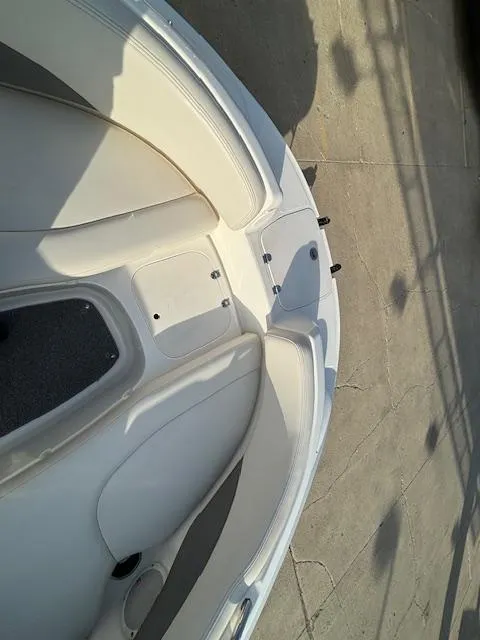 Slide: The Image of Interior view of 2005 Chaparral 216 SUNSETTA boat showing seating area. - 29