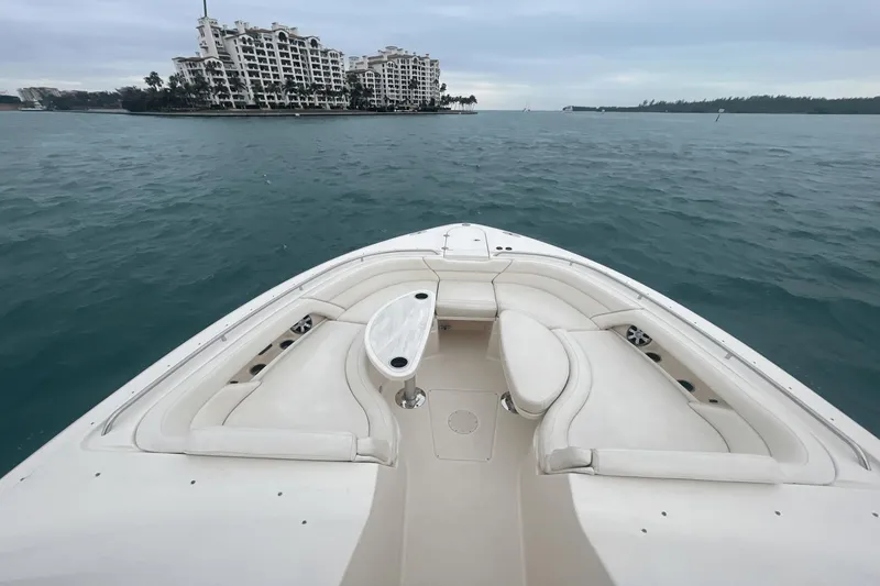 Slide: The Image of Grady-White Freedom 375 2017 - 14