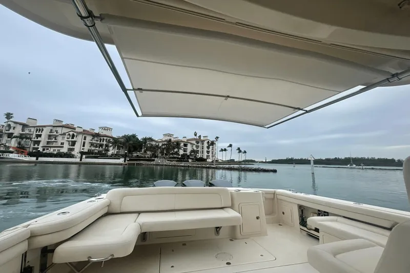 Slide: The Image of Grady-White Freedom 375 2017 - 31