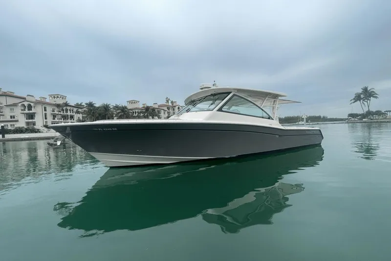 Slide: The Image of Grady-White Freedom 375 2017 - 7