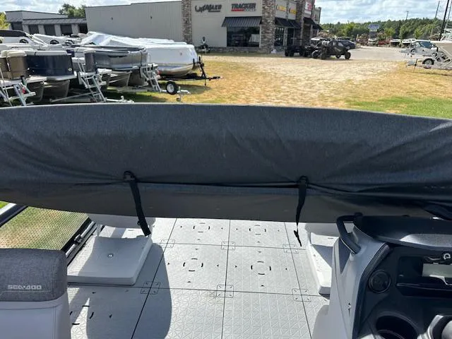 Slide: The Image of Sea-Doo Switch Sport 21 2024 - 20