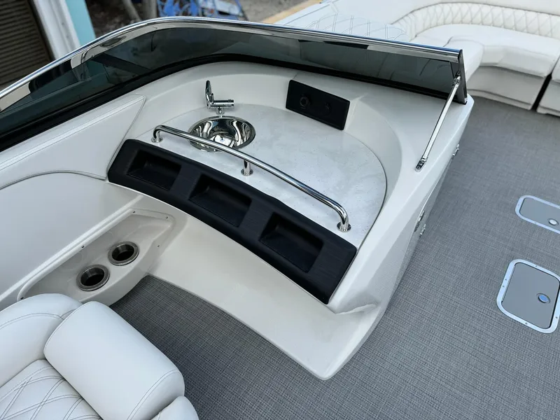 Slide: The Image of Bennington 27QXSBWAX2 2024 - 19