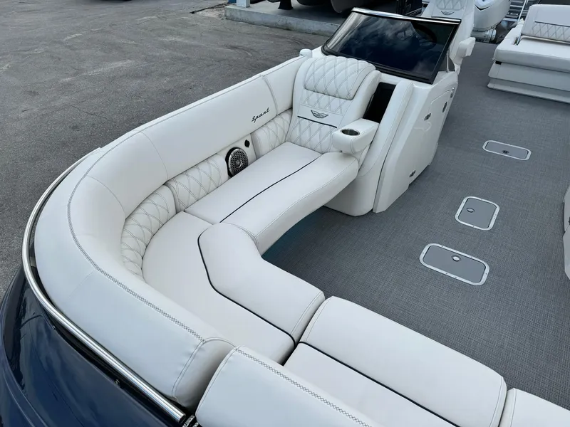 Slide: The Image of Bennington 27QXSBWAX2 2024 - 7