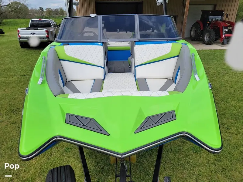 Slide: The Image of 2018 Tige RZ2 for sale in Norwood, LA - 20