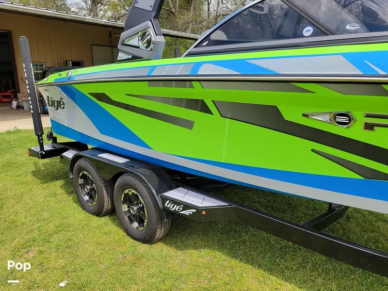 Slide: The Image of 2018 Tige RZ2 for sale in Norwood, LA - 24