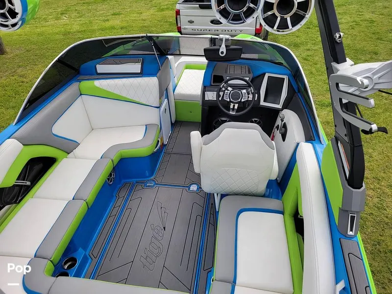 Slide: The Image of 2018 Tige RZ2 for sale in Norwood, LA - 36