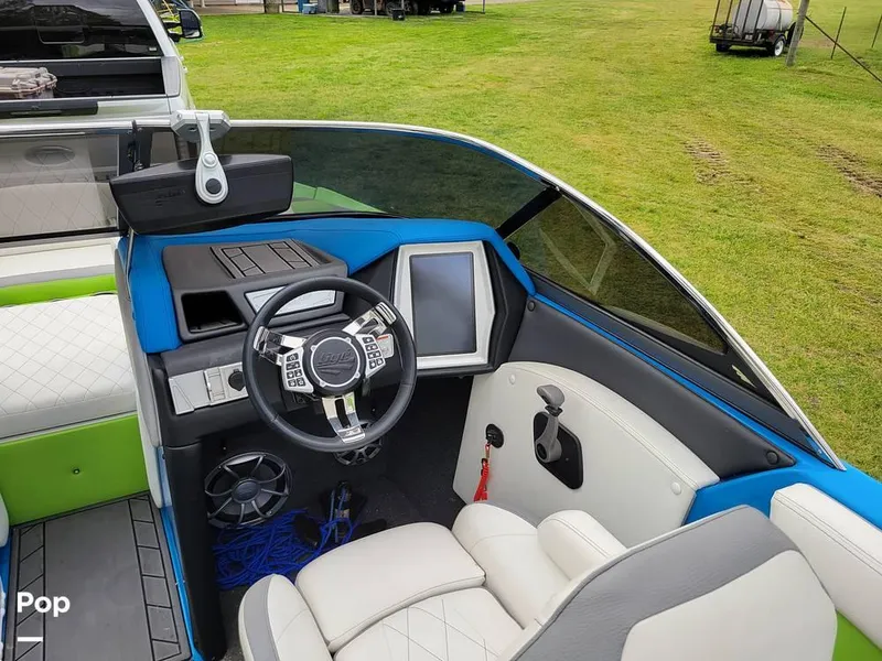 Slide: The Image of 2018 Tige RZ2 for sale in Norwood, LA - 40