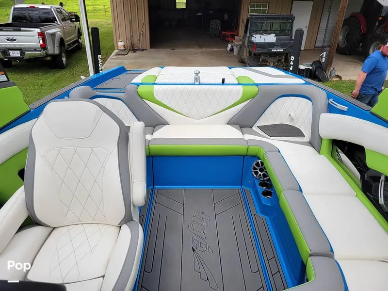 Slide: The Image of 2018 Tige RZ2 for sale in Norwood, LA - 51