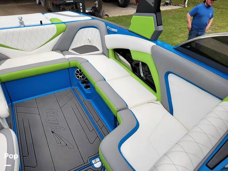 Slide: The Image of 2018 Tige RZ2 for sale in Norwood, LA - 53