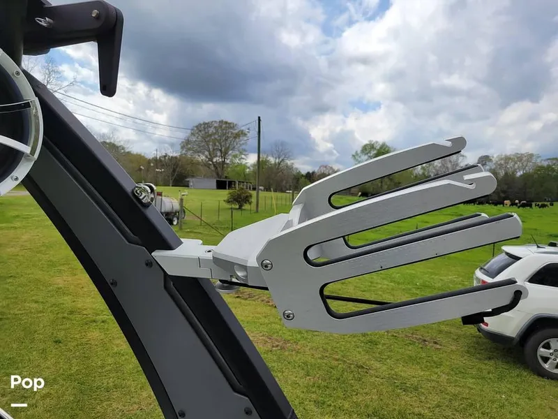 Slide: The Image of 2018 Tige RZ2 for sale in Norwood, LA - 72