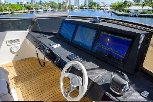 Slide: The Image of Lazzara Yachts LSX 95 Flybridge 2012 - 15