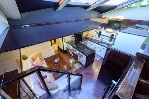 Slide: The Image of Lazzara Yachts LSX 95 Flybridge 2012 - 24