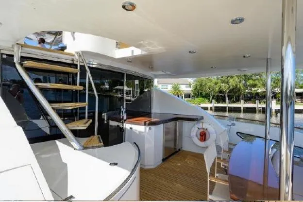 Slide: The Image of Lazzara Yachts LSX 95 Flybridge 2012 - 68