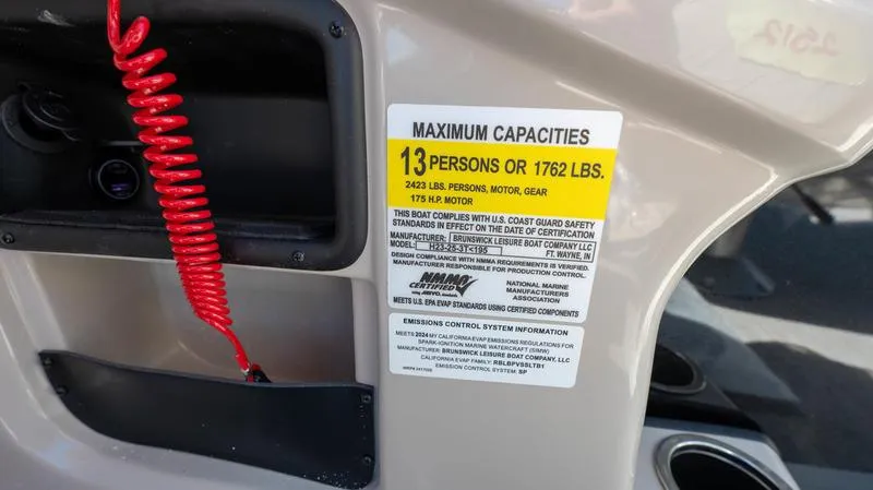 Slide: The Image of 2024 Harris 230 Breeze boat capacity label, 13 persons or 1762 lbs. - 4
