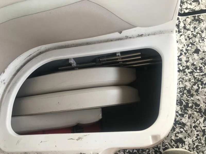 Slide: The Image of Chaparral Sunesta 252 2005 - 68