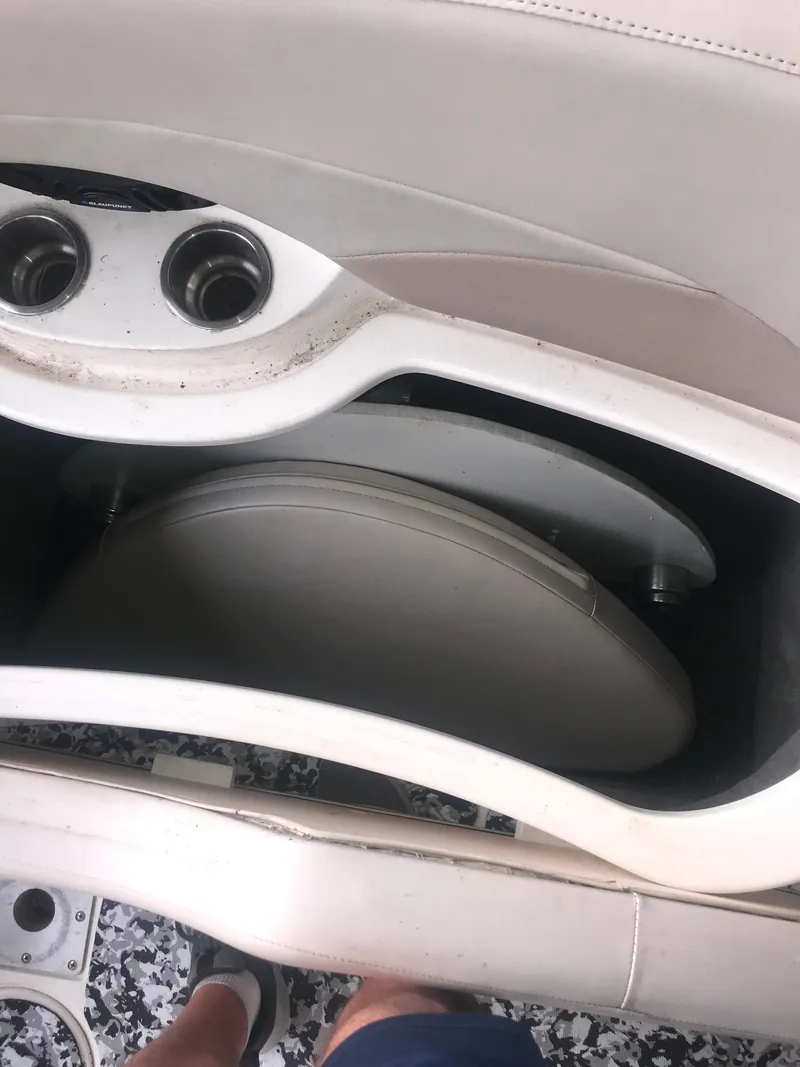 Slide: The Image of Chaparral Sunesta 252 2005 - 74