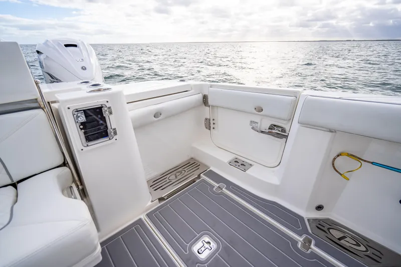 Slide: The Image of Pursuit 428S 2022 - 59