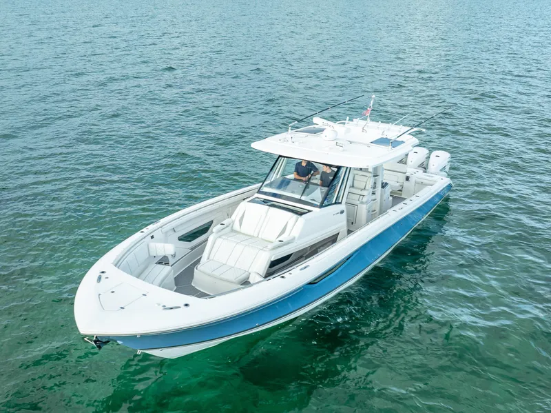 Slide: The Image of Pursuit 428S 2022 - 70