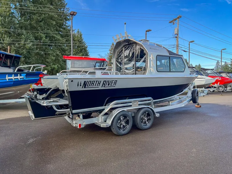 Slide: The Image of North River 23' Seahawk 2026 - 3