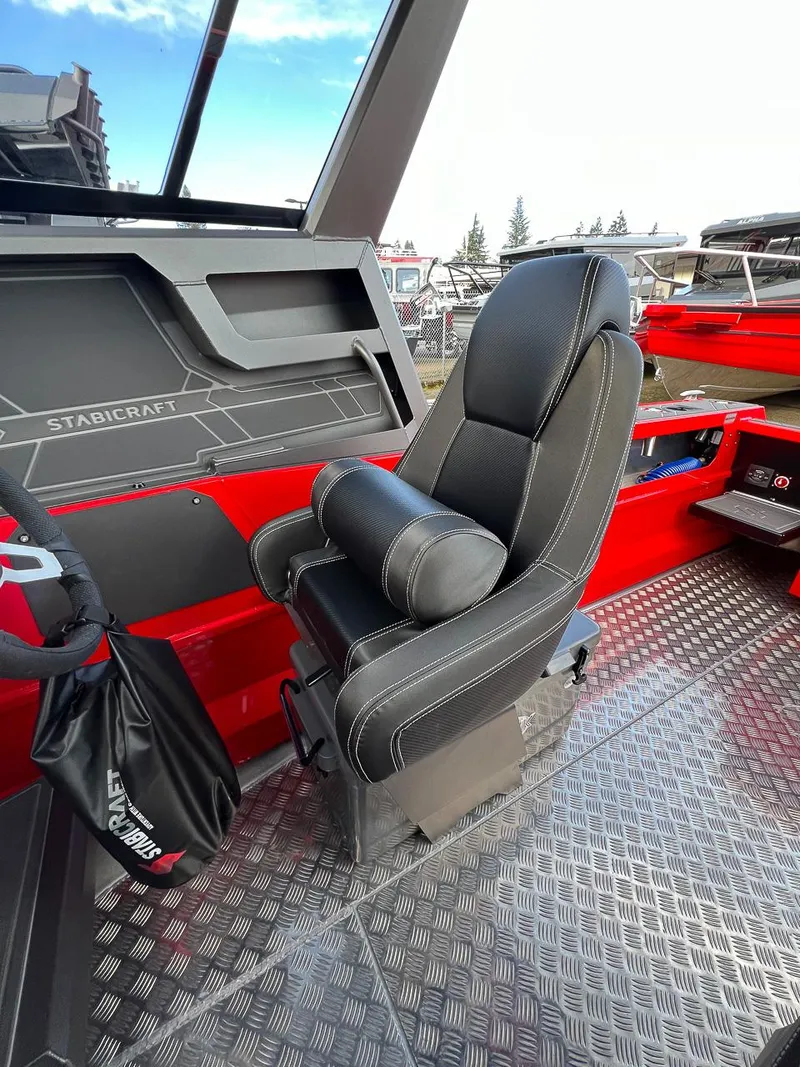 Slide: The Image of Stabi-Craft 1850 SuperCab 2026 - 10