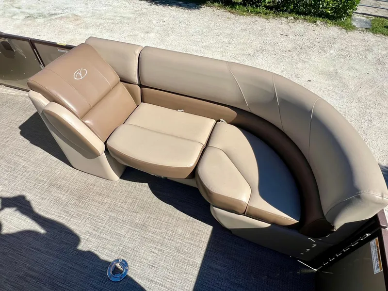 Slide: The Image of 2016 Crest Veranda V2275RC boat seating with beige and brown upholstery. - 18