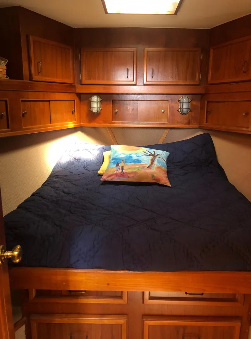 Slide: The Image of Cozy cabin in Egg Harbor Convertible 37, 1987 model. - 33