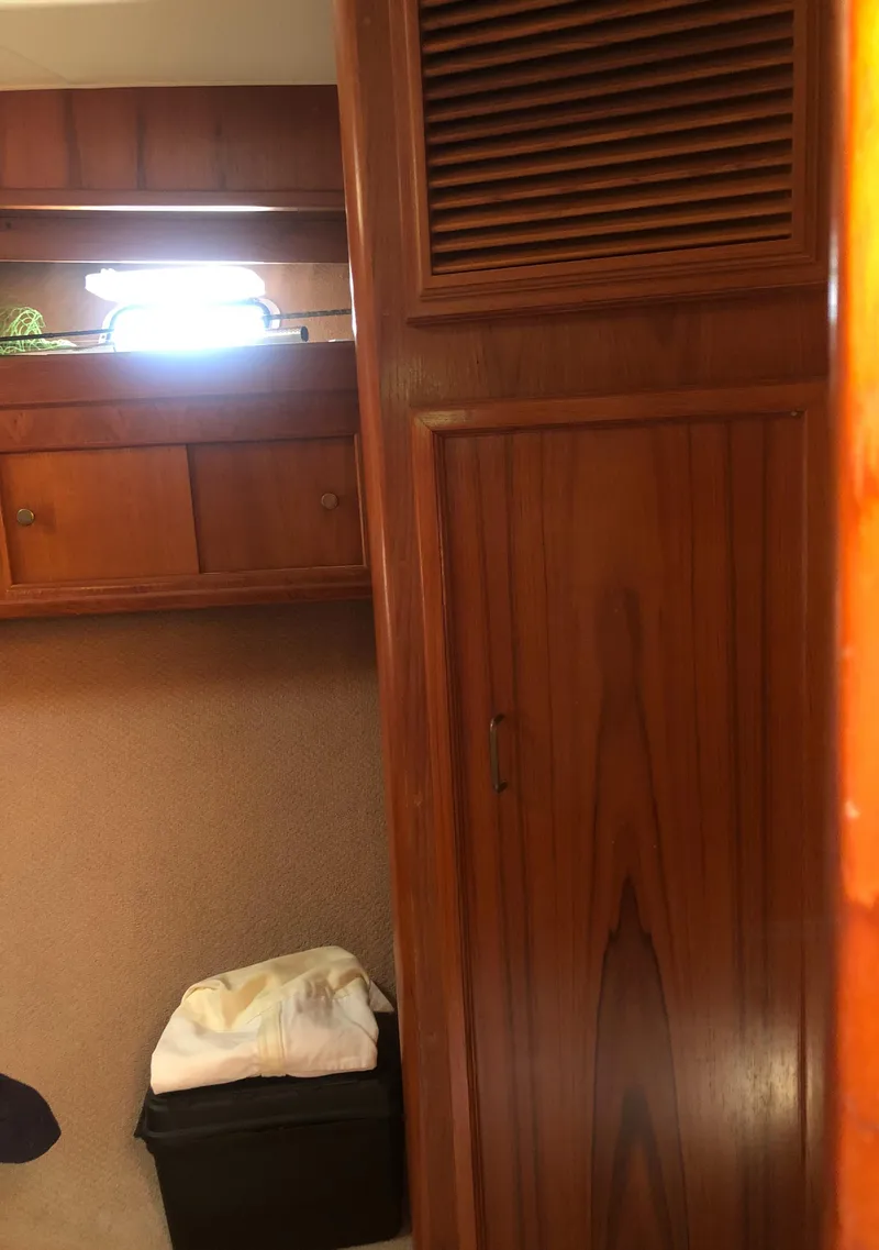 Slide: The Image of Interior of 1987 Egg Harbor Convertible 37 yacht. - 35