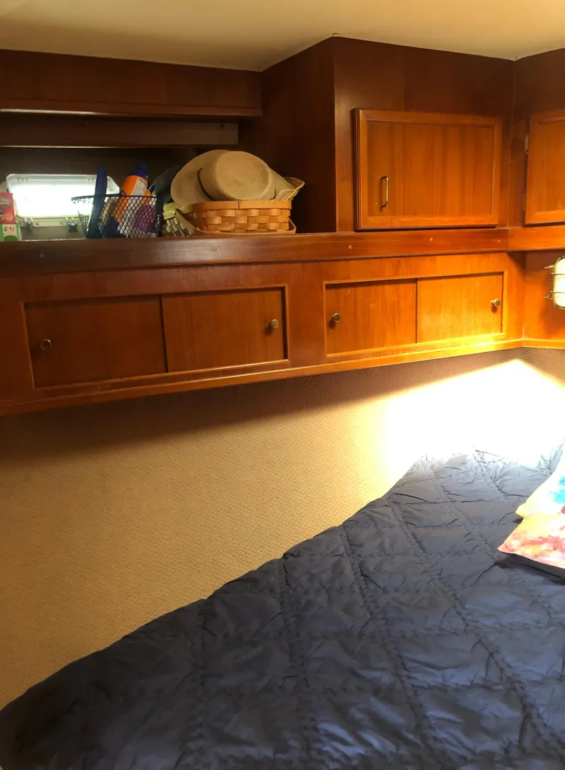 Slide: The Image of Interior of 1987 Egg Harbor Convertible 37 yacht cabin. - 36