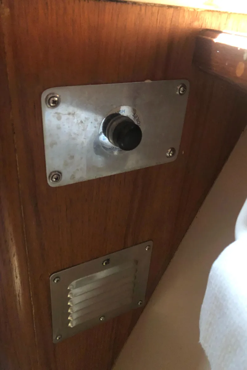 Slide: The Image of Interior view of a 1987 Egg Harbor Convertible 37 boat. - 43