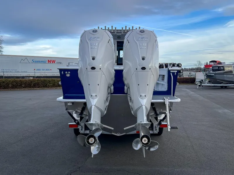 Slide: The Image of North River Endurance 3200EXL 2026 - 4