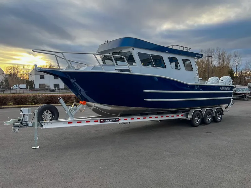 Slide: The Image of North River Endurance 3200EXL 2026 - 7