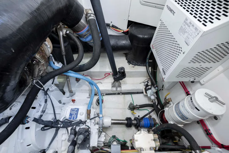 Slide: The Image of Albemarle 410 Express Fisherman 2019 - 53