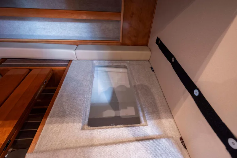 Slide: The Image of Albemarle 410 Express Fisherman 2019 - 89