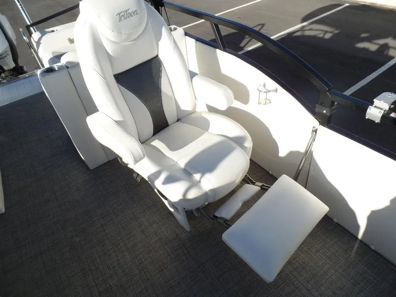 Slide: The Image of 2017 JC Sporttoon 28TT boat captain's chair with footrest. - 14