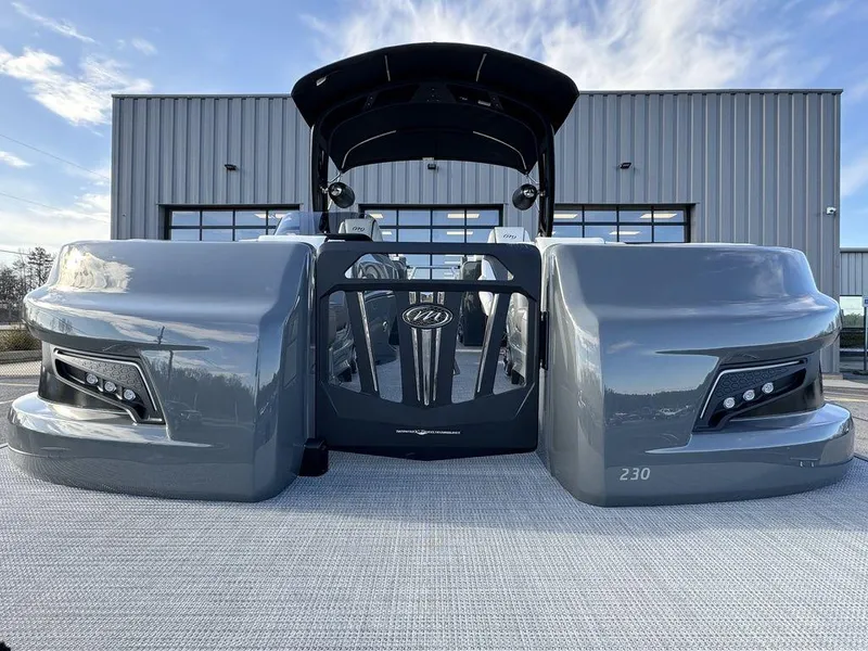 Slide: The Image of 2024 Manitou XT 23 Split Rear Sport (SRS) Single Engine V-Toon, rear view. - 10