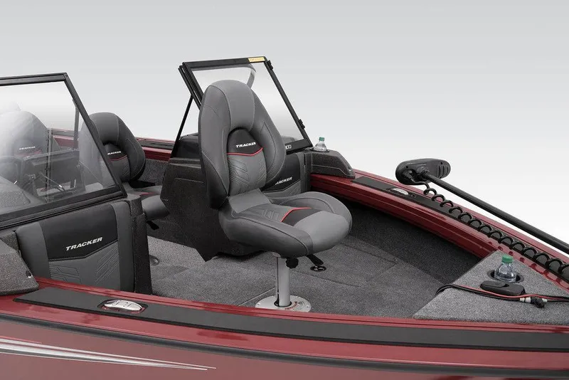 Slide: The Image of 2024 Tracker Targa™ V-18 Combo boat interior with seating and windshield. - 32