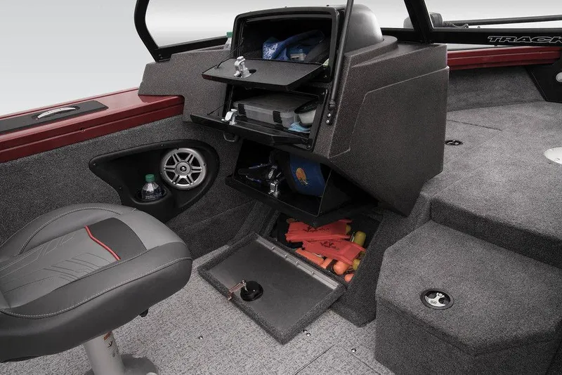 Slide: The Image of 2024 Tracker Targa™ V-18 Combo boat interior storage compartments and seating. - 47
