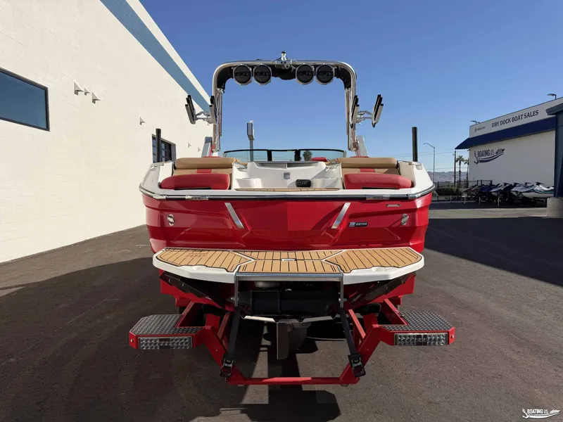 Slide: The Image of MasterCraft X24 2023 - 3