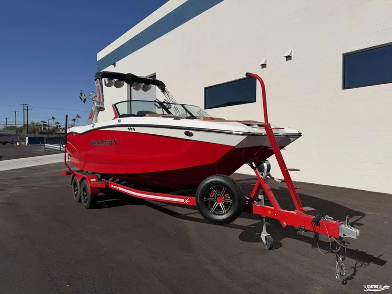 The Image of MasterCraft X24 2023 - 0