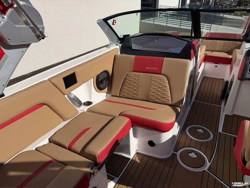 Slide: The Image of MasterCraft X24 2023 - 10