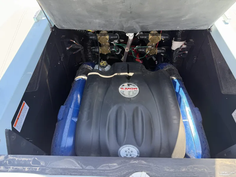 Slide: The Image of MasterCraft XSTAR S 2023 - 18