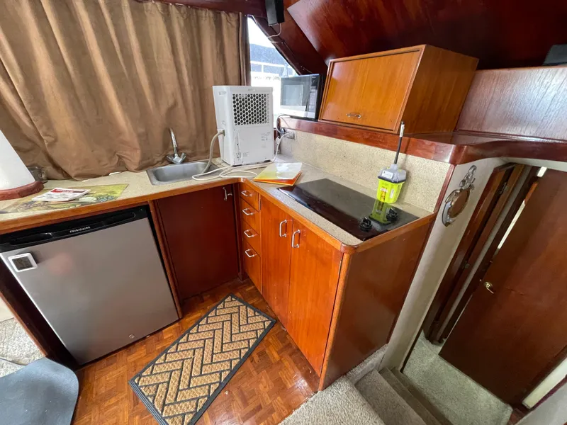 Slide: The Image of Ocean Yachts 38 Super Sport 1985 - 58